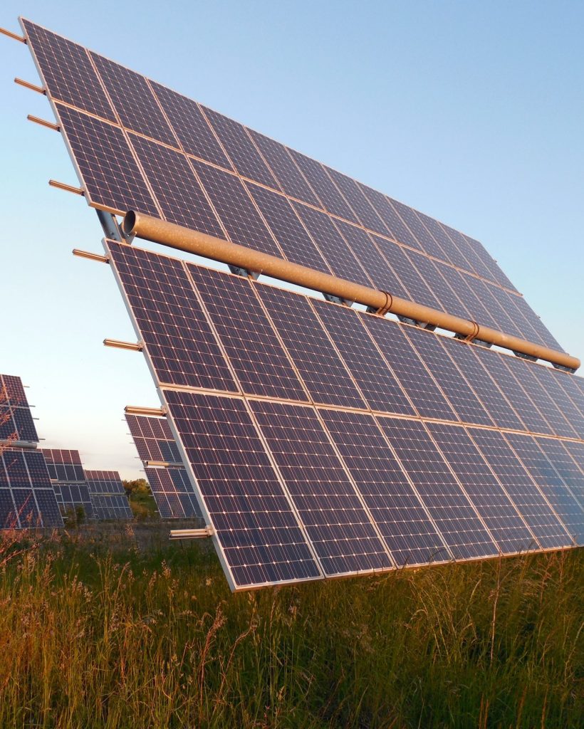 Free image/jpeg Resolution: 3264×2448, File size: 2Mb, Solar cells power Solar cells power (Science and Technology) power generation,current,environmentally friendly,electricity production,solar panel